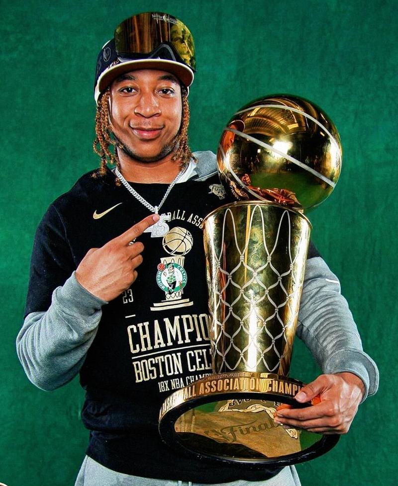 火记谈杰伦-格林4号球衣被JD-戴维森穿走：一个时代的结束