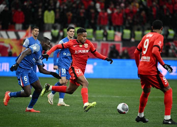 足球报：海港明日客场对阵广岛三箭，亚冠近6次交手日本球队全败