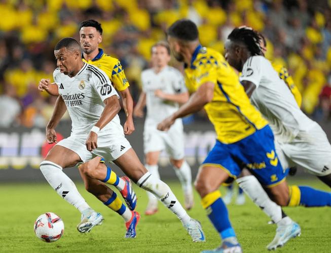 9球2助！姆巴佩9月出战7场国家队+俱乐部比赛，每场都有进球