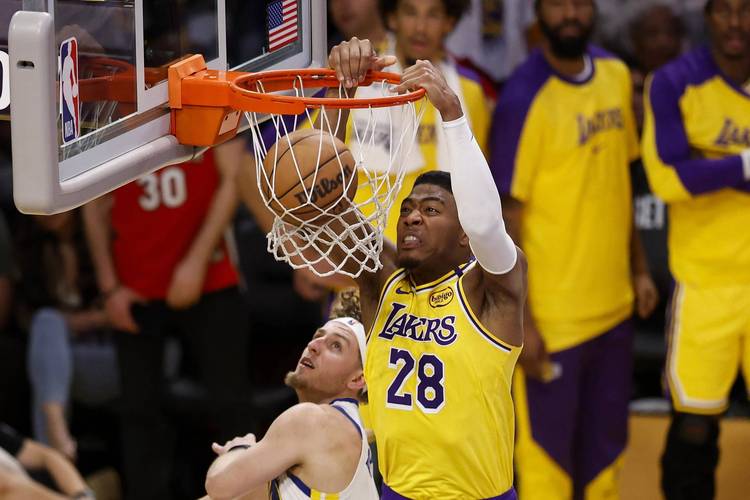 八村塁谈老詹“决定二”：我去确认了情况 他总爱搞这些神秘操作