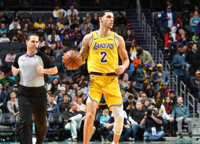 基德：弗拉格表现不可思议 大家看到了他的防守&组织&得分能力