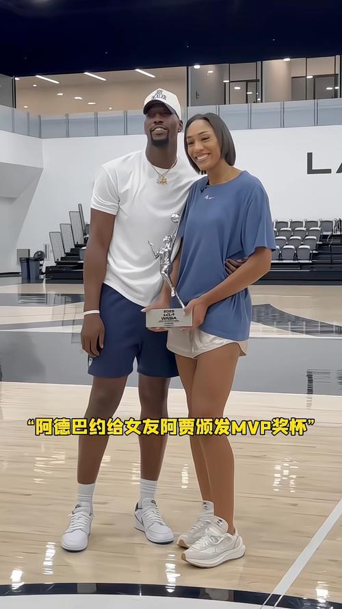 阿德巴约谈阿贾总决赛2-0领先：任务尚未完成 她们现在非常专注