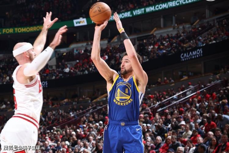 详细阅读:里奇:上半场我们的失误太多,下半场有所改善并展现了实力 里奇:上半场我们的失误太多,下半场有所改善并展现了实力