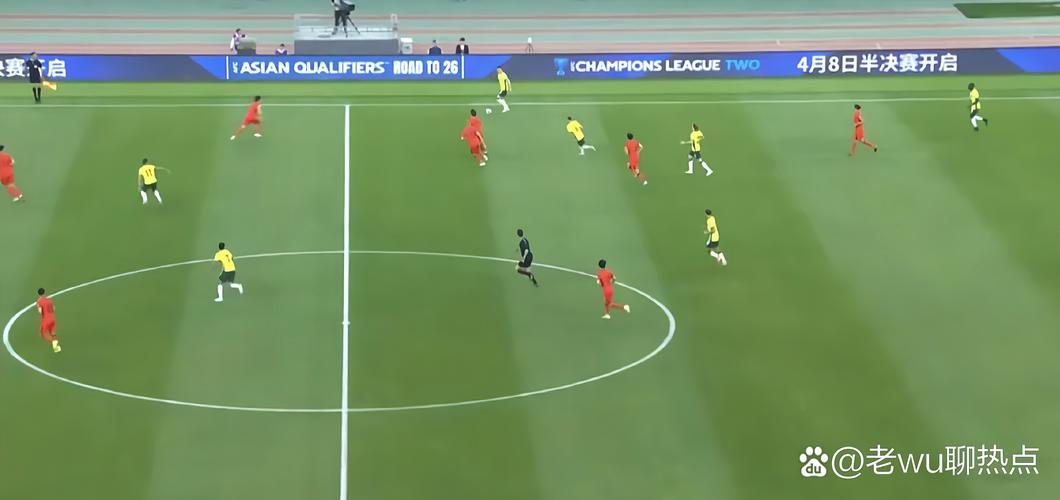 详细阅读:差一点,弗拉霍维奇半单刀射门被扑 差一点,弗拉霍维奇半单刀射门被扑