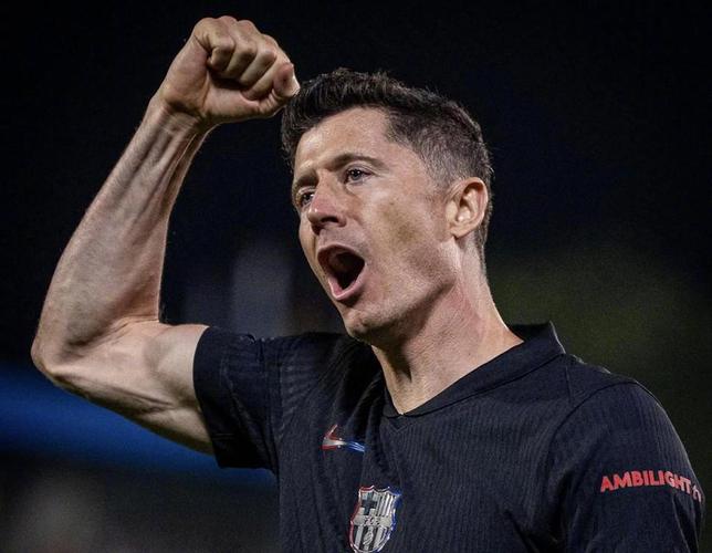 详细阅读:埃尔切队史从未在客场战胜巴萨,在西甲中也已50年没能在客场拿分 埃尔切队史从未在客场战胜巴萨,在西甲中也已50年没能在客场拿分