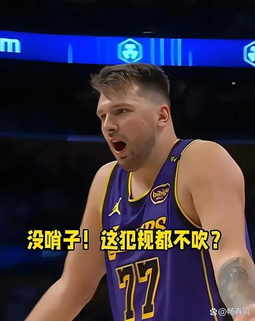 详细阅读:里夫斯压哨绝杀球进灯亮!东契奇发推:GOAT🐐 里夫斯压哨绝杀球进灯亮!东契奇发推:GOAT🐐