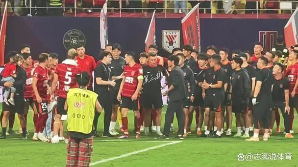 刘越谈中超争冠：热热闹闹踢了一年，最终还是回到了上赛季的模样