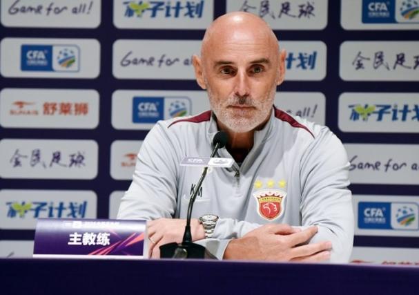 穆斯卡特：我无法为球队感到更多自豪 现在我的妻子在等我吃饭