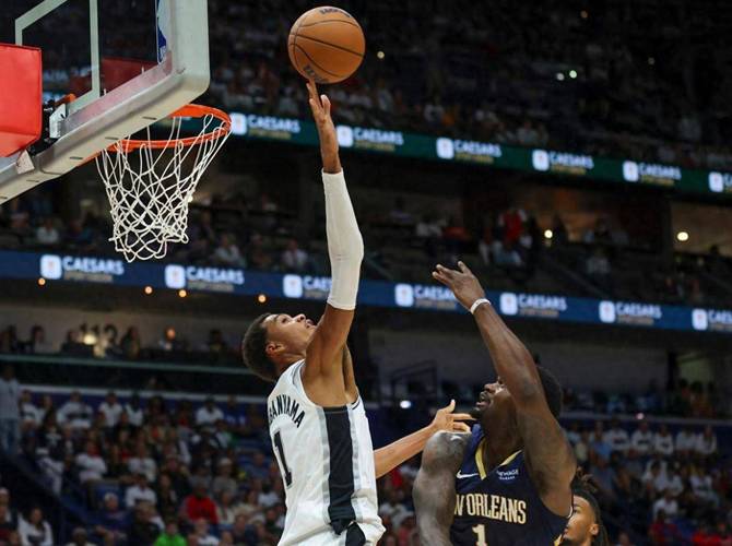 DPOY在招手！本赛季至今盖帽榜：文班26个断档第一 特纳11个第二