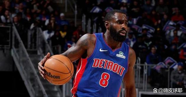 你这射手又一般呀!小哈达威10中3&三分6中2拿到11分2板2助