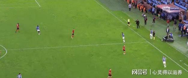 详细阅读:土超纳堵墙!奥纳纳神勇连扑全场5扑救评分最高,零封加拉塔萨雷 土超纳堵墙!奥纳纳神勇连扑全场5扑救评分最高,零封加拉塔萨雷