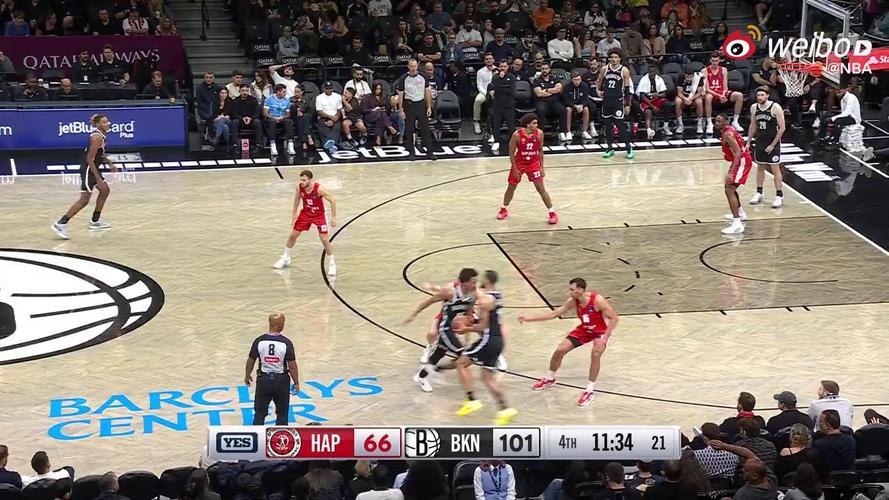 详细阅读:大水冲了龙王庙!篮网反击送空接 曼恩和克拉克斯顿抢一起成失误 大水冲了龙王庙!篮网反击送空接 曼恩和克拉克斯顿抢一起成失误