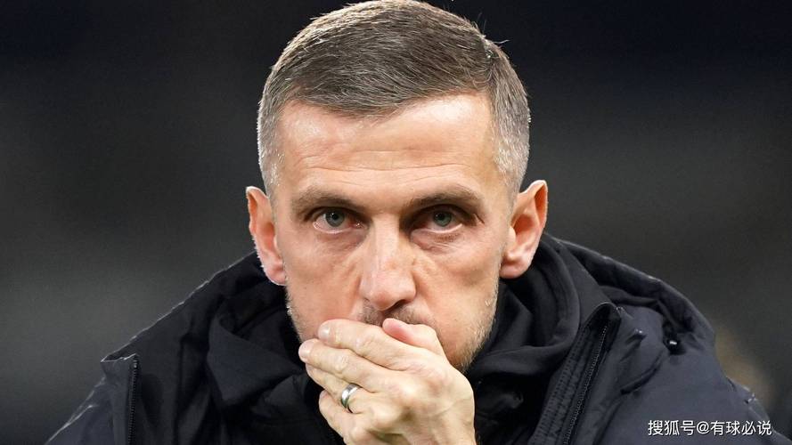 电讯报:加里-奥尼尔退出狼队选帅行列,球迷反对是其中一个原因