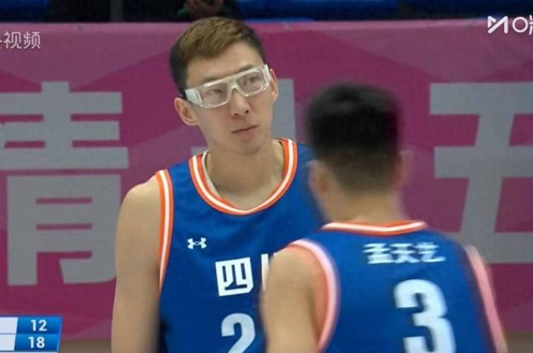 媒体人：四川雇佣军不敌浙江子弟兵 广厦&周琦要拿全额经费需夺牌