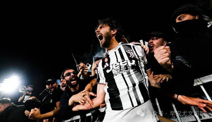 6球15助攻！尤文官方：27岁洛卡特利解锁斑马生涯200场里程碑！